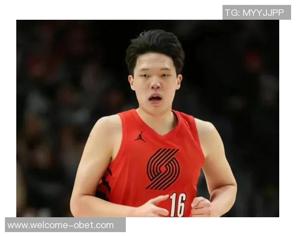 杨瀚森表现不佳引发球迷不满斯普利特对其要求严格 杨瀚森表现不佳引发球迷不满斯普利特对其要求严格